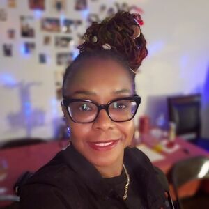 Meet your Posher, Tiffany